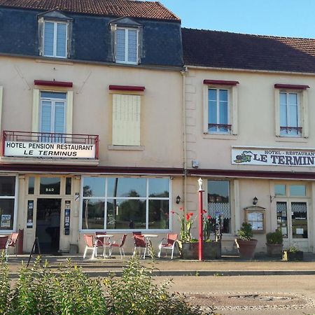 Le Terminus Hotel Pont-d'Aisy Bagian luar foto