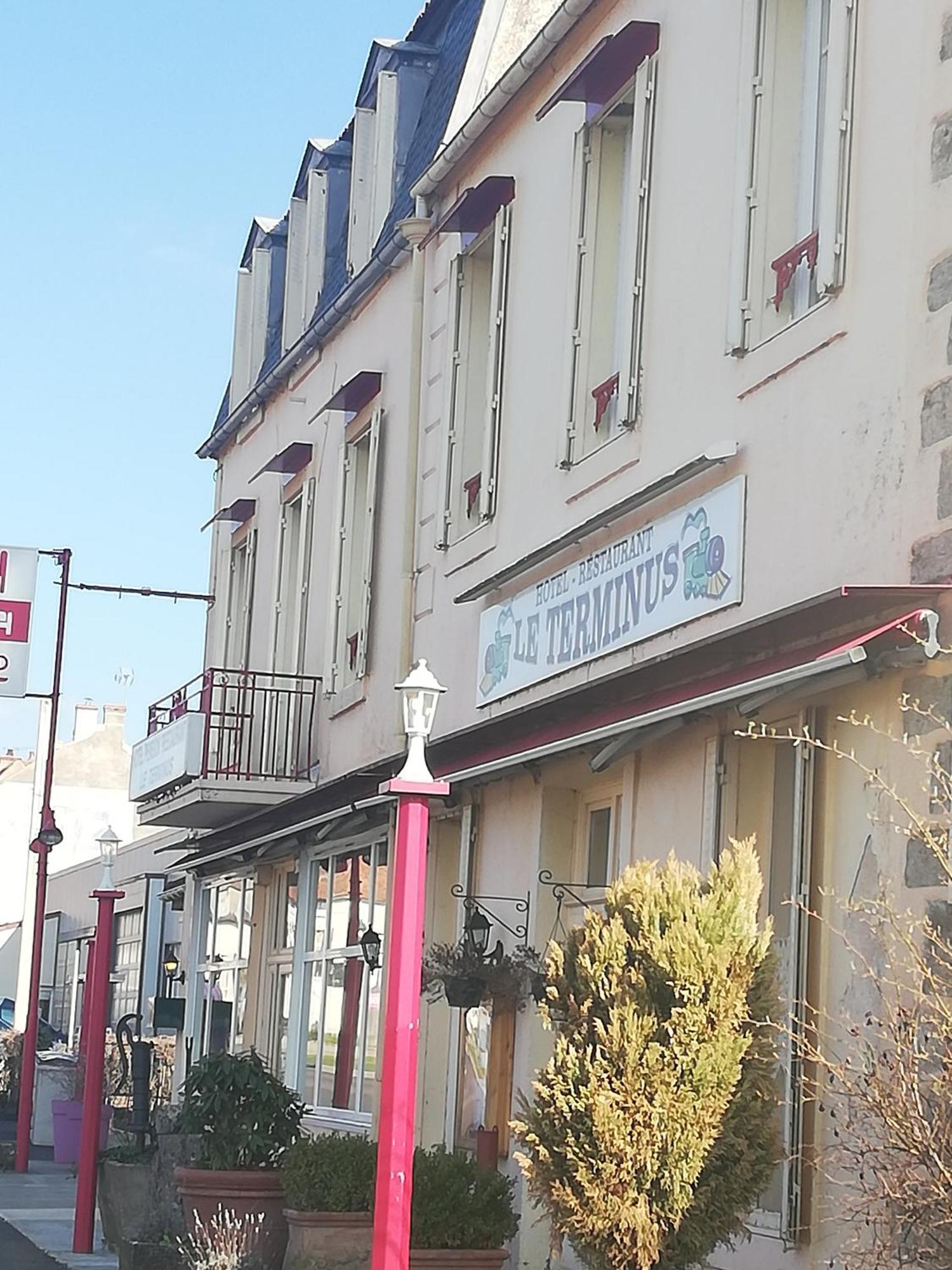 Le Terminus Hotel Pont-d'Aisy Bagian luar foto